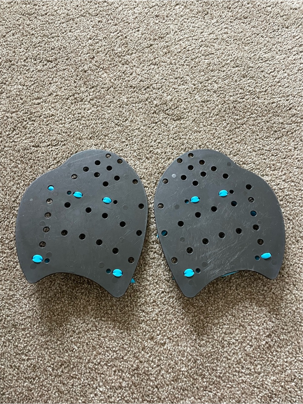 Speedo - Pull Swim Paddles - Picture 2 of 4